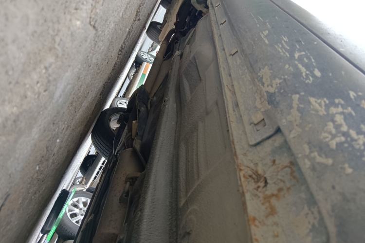 Used Bestune X80 2013 2.0L automatic comfort version Chassis Front Right