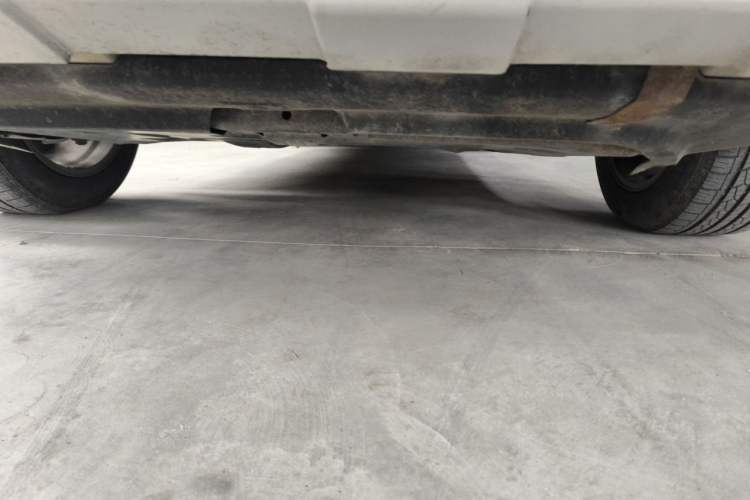 Used Bestune X80 2013 2.0L automatic luxury version Chassis Front