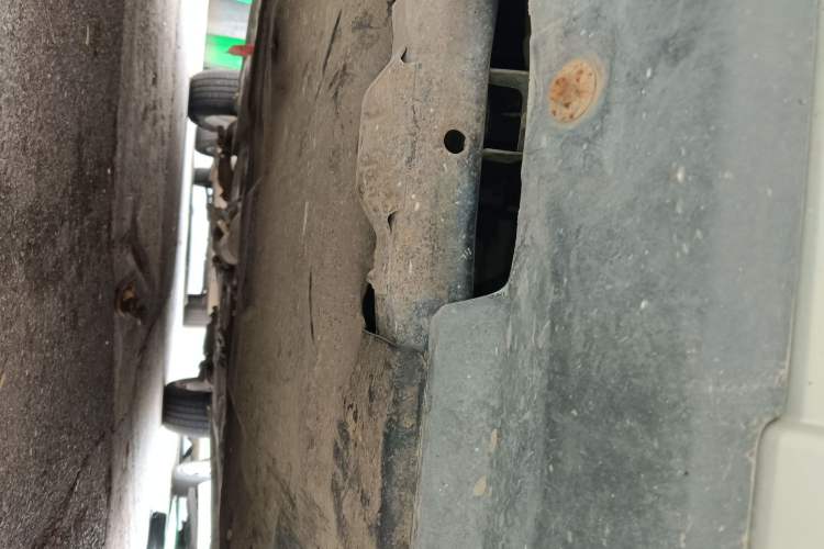 Used Bestune X80 2013 2.0L automatic comfort version Chassis Front