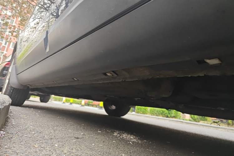 Used Bestune X80 2013 2.0L automatic luxury version Chassis Rear Left