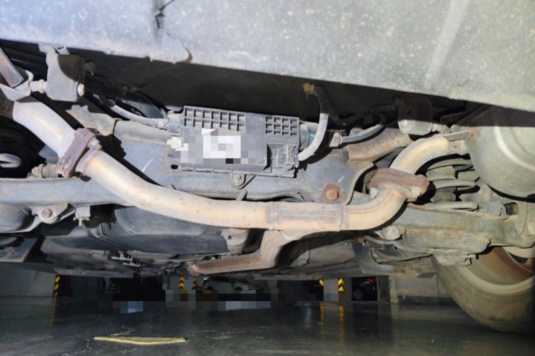 Used Bestune X80 2013 2.0L automatic comfort version Chassis Rear