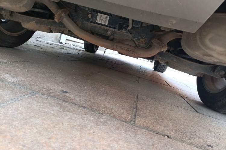 Used Bestune X80 2013 2.0L manual luxury version Chassis Rear