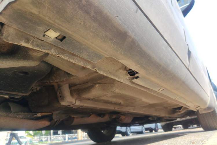 Used Bestune X80 2013 2.0L automatic luxury version Chassis Rear Right