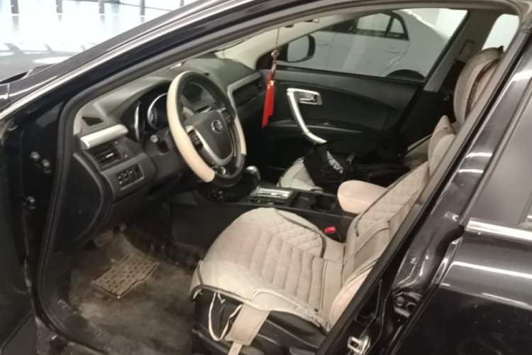 Used Bestune X80 2013 2.0L automatic comfort version Driver Seat