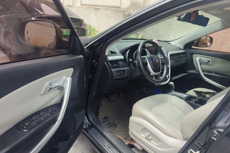 Used Bestune X80 2013 2.0L automatic comfort version Driver Seat