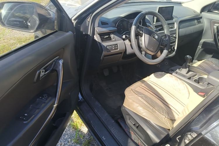 Used Bestune X80 2013 2.0L manual base trim Driver Seat
