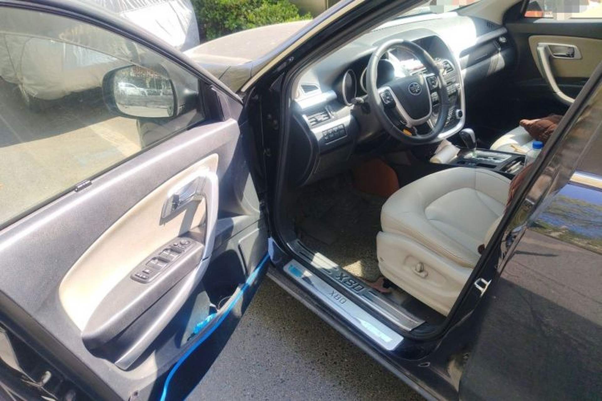 Used Bestune X80 2013 2.0L automatic luxury version Driver Seat