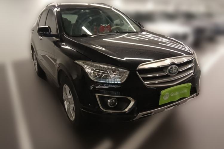 Used Bestune X80 2013 2.0L automatic comfort version Front Right 45 Deg