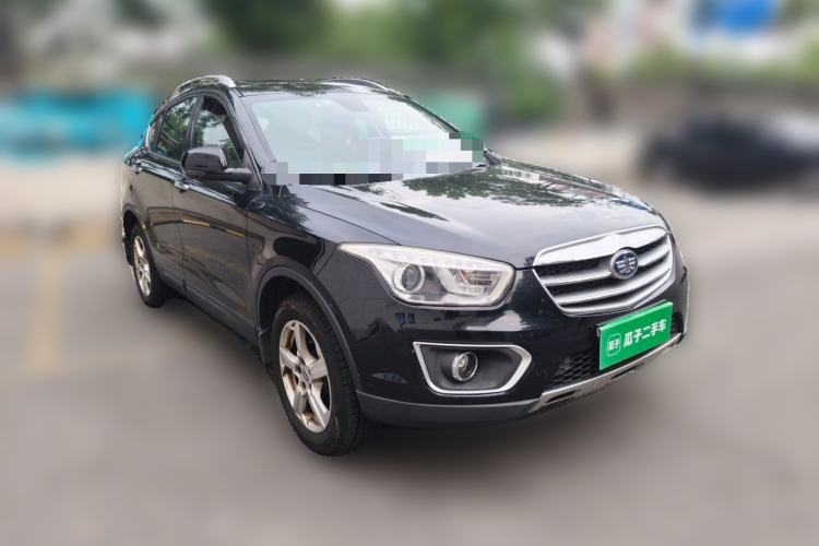Used Bestune X80 2013 2.0L automatic luxury version Front Right 45 Deg