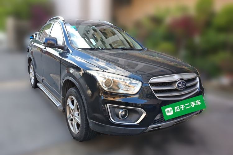Used Bestune X80 2013 2.0L automatic luxury version Front Right 45 Deg