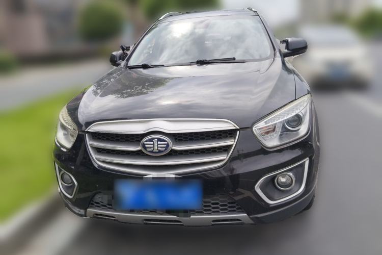 Used Bestune X80 2013 2.0L automatic luxury version Front