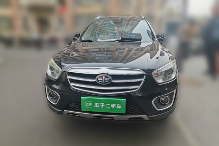 Used Bestune X80 2013 2.0L automatic luxury version Front