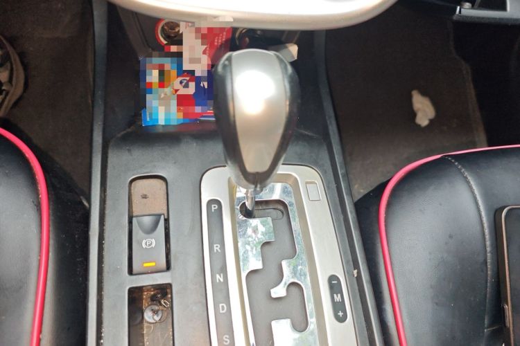 Used Bestune X80 2013 2.0L automatic comfort version Gear Lever