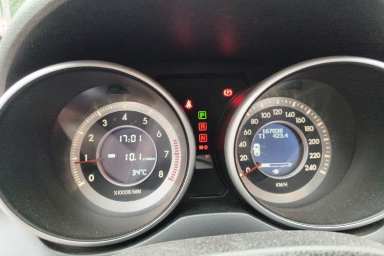 Used Bestune X80 2013 2.0L automatic luxury version Instrument Cluster