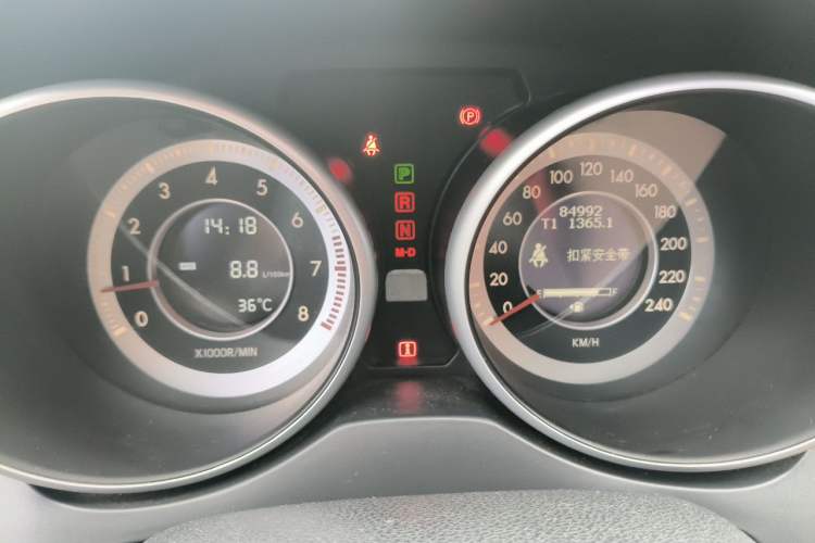Used Bestune X80 2013 2.0L automatic luxury version Instrument Cluster