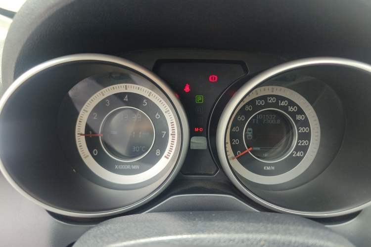 Used Bestune X80 2013 2.0L automatic comfort version Instrument Cluster