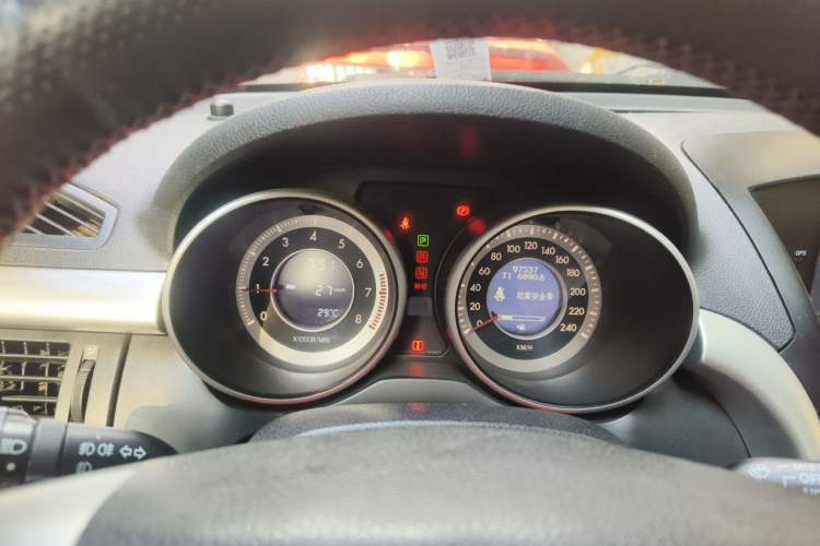 Used Bestune X80 2013 2.0L automatic luxury version Instrument Cluster