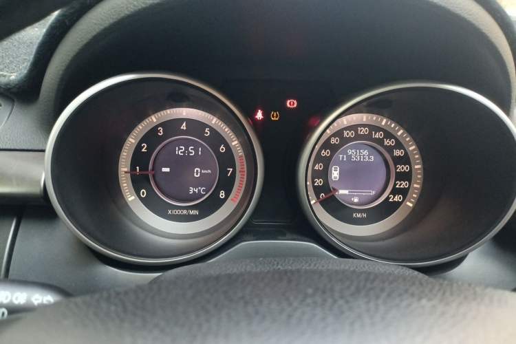 Used Bestune X80 2013 2.0L manual luxury version Instrument Cluster