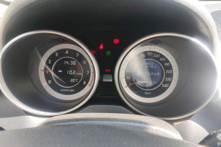 Used Bestune X80 2013 2.0L automatic luxury version Instrument Cluster