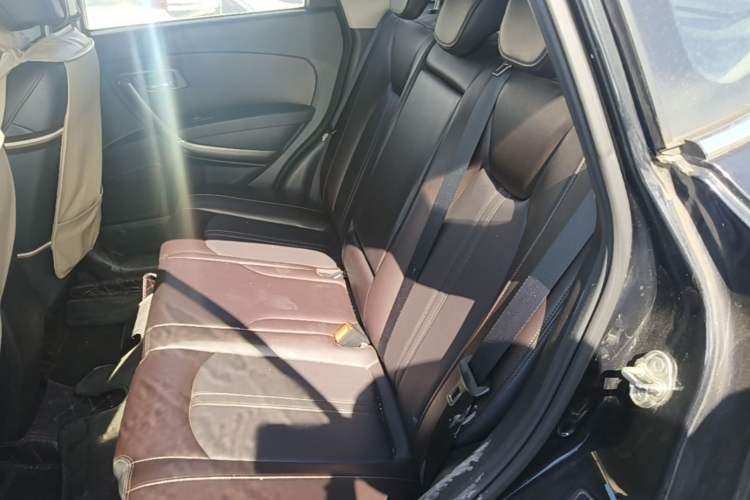 Used Bestune X80 2013 2.0L manual base trim Left Rear Seat