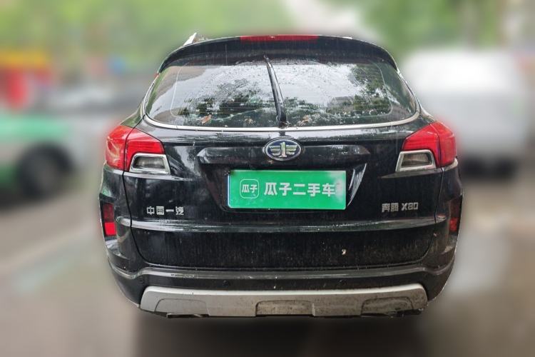 Used Bestune X80 2013 2.0L automatic comfort version Rear