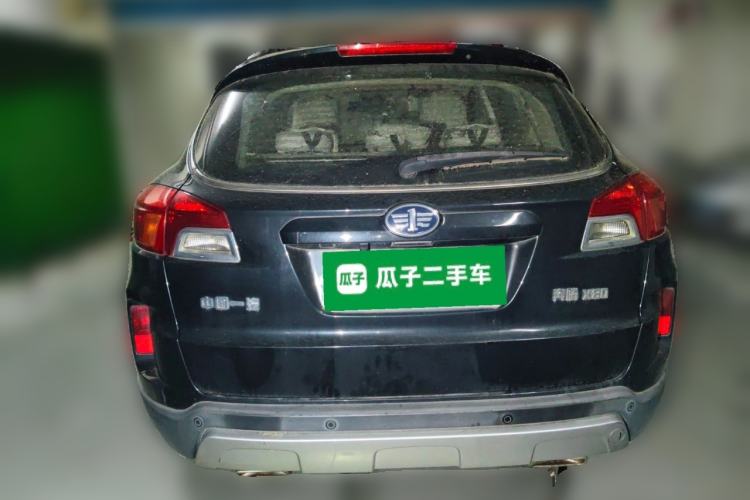 Used Bestune X80 2013 2.0L automatic comfort version Rear
