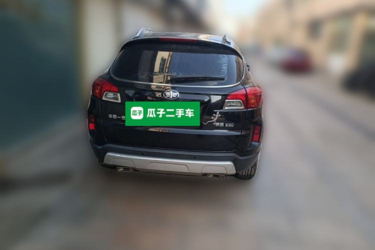 Used Bestune X80 2013 2.0L manual luxury version Rear