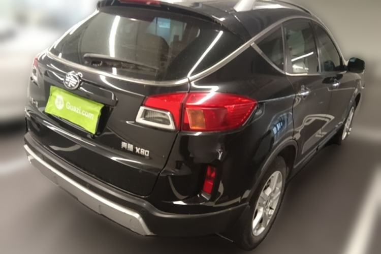 Used Bestune X80 2013 2.0L automatic comfort version Rear Right 45 Deg