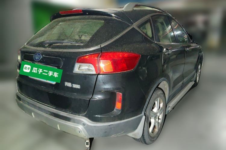 Used Bestune X80 2013 2.0L automatic comfort version Rear Right 45 Deg