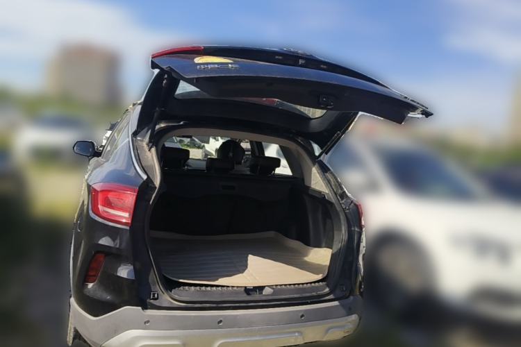 Used Bestune X80 2013 2.0L manual base trim Trunk