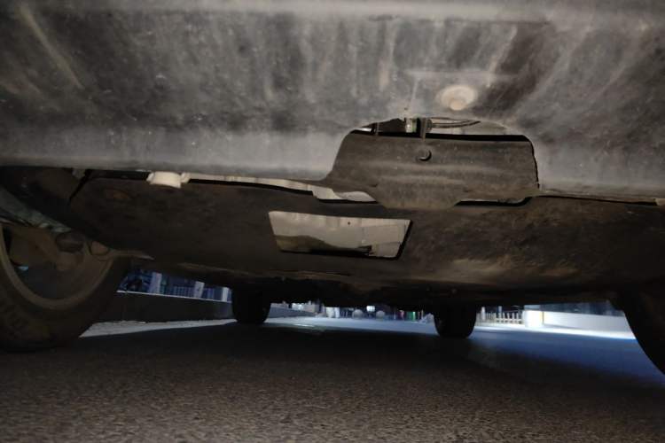 Used Bestune X80 2013 2.0L automatic comfort version Chassis Front