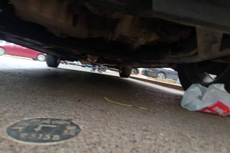 Used Bestune X80 2013 2.0L manual luxury version Chassis Front