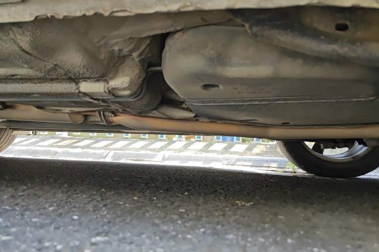 Used Bestune X80 2013 2.0L automatic comfort version Chassis Rear Left