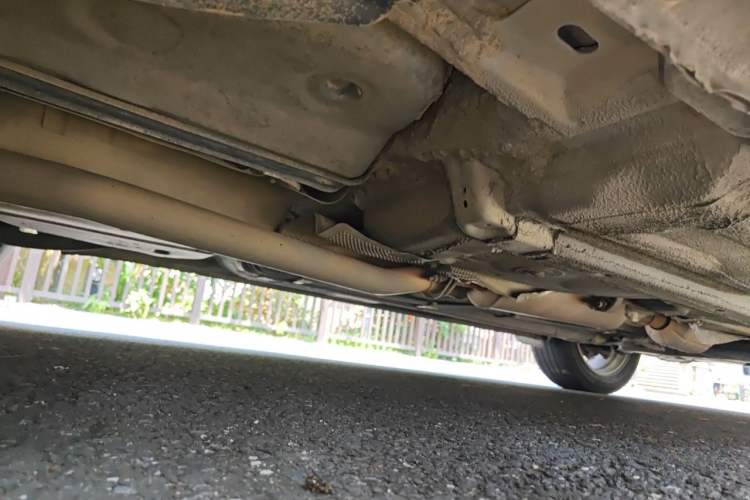 Used Bestune X80 2013 2.0L automatic comfort version Chassis Rear Right