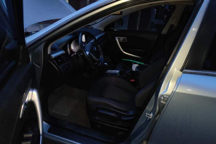 Used Bestune X80 2013 2.0L automatic comfort version Driver Seat