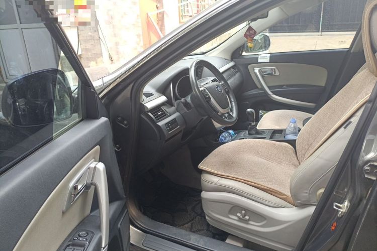Used Bestune X80 2013 2.0L manual luxury version Driver Seat