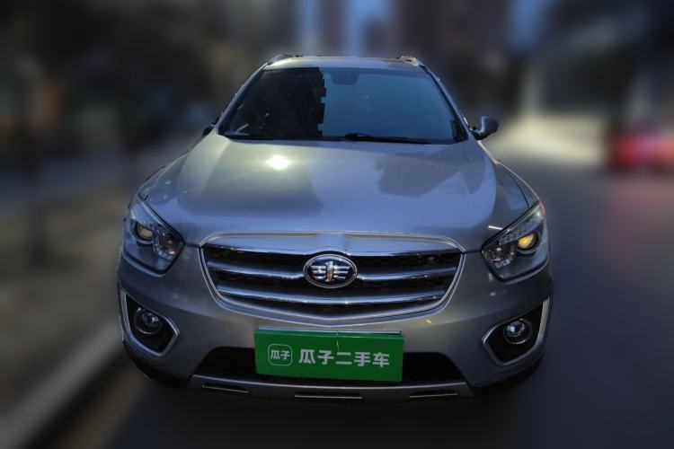 Used Bestune X80 2013 2.0L automatic comfort version Front