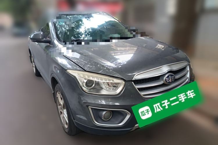 Used Bestune X80 2013 2.0L manual luxury version Front Right 45 Deg