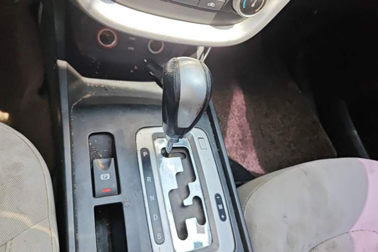 Used Bestune X80 2013 2.0L automatic comfort version Gear Lever