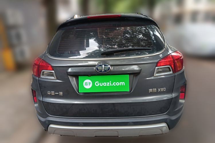 Used Bestune X80 2013 2.0L manual luxury version Rear