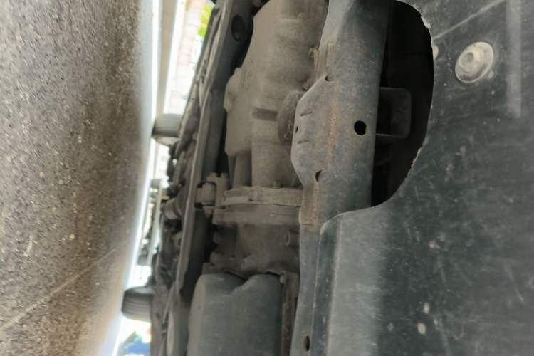 Used Bestune X80 2013 2.0L automatic comfort version Chassis Front