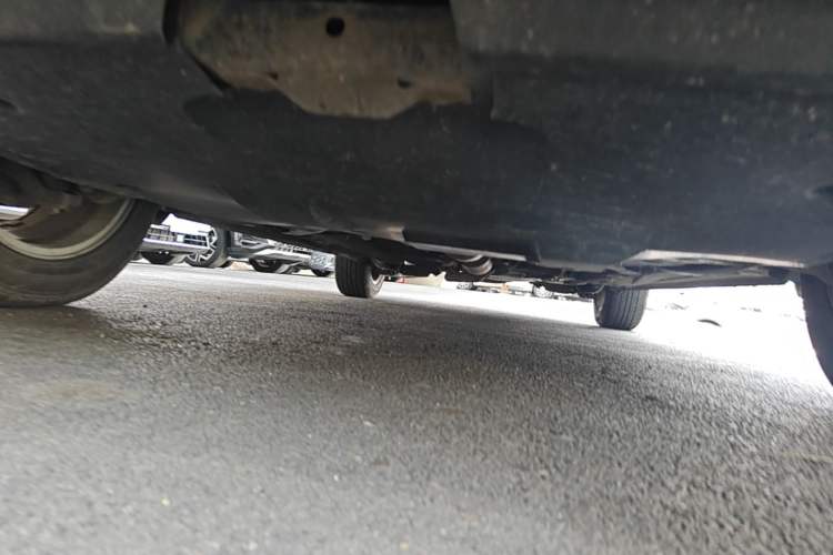 Used Bestune X80 2013 2.0L automatic comfort version Chassis Front