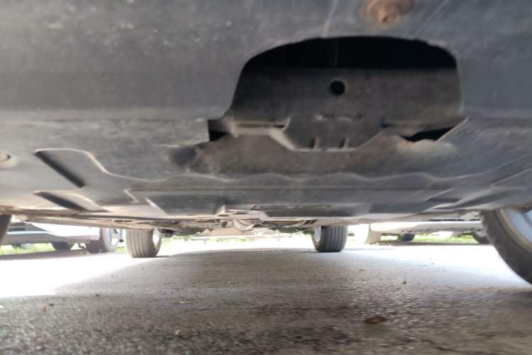 Used Bestune X80 2013 2.0L automatic comfort version Chassis Front