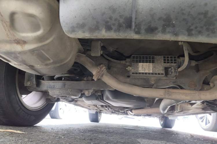 Used Bestune X80 2013 2.0L manual luxury version Chassis Rear