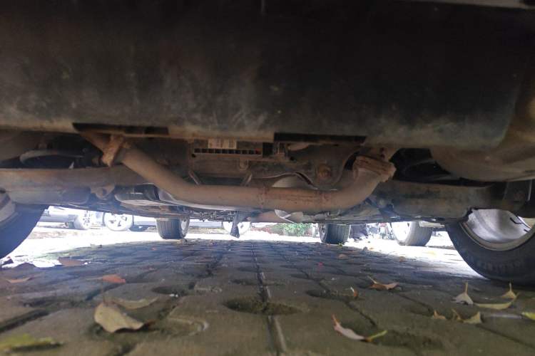 Used Bestune X80 2013 2.0L automatic comfort version Chassis Rear