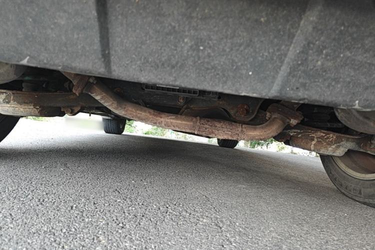 Used Bestune X80 2013 2.0L automatic comfort version Chassis Rear