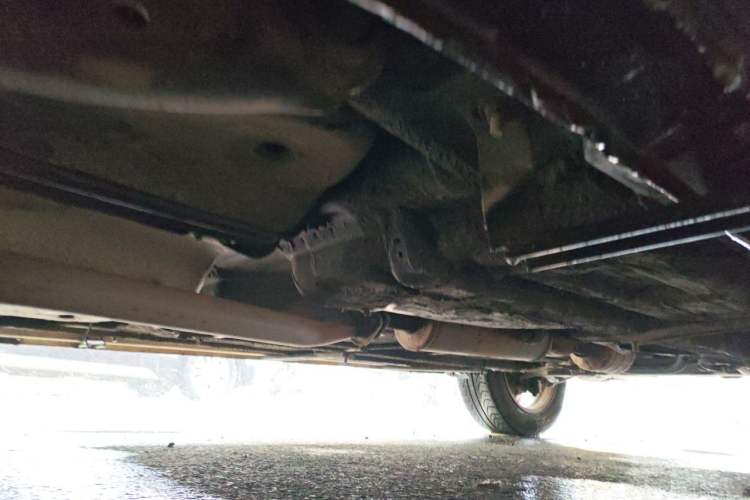 Used Bestune X80 2013 2.0L automatic luxury version Chassis Rear Right