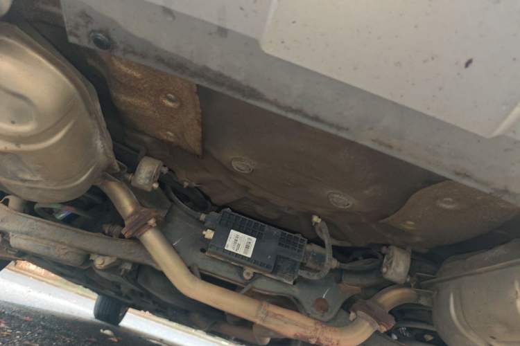 Used Bestune X80 2013 2.0L manual luxury version Chassis Rear