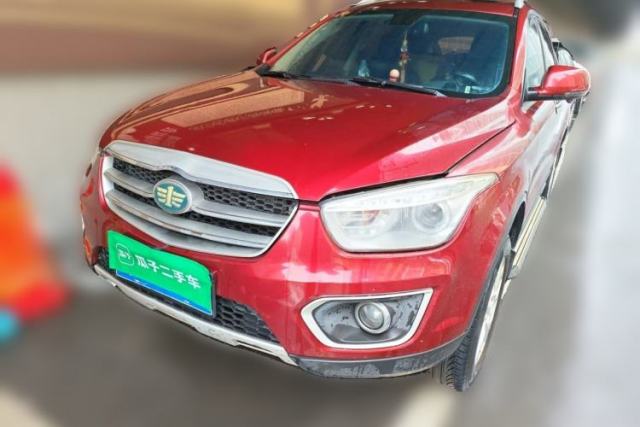 Ojetý Bestune X80 2013 2.0L automatic luxury version