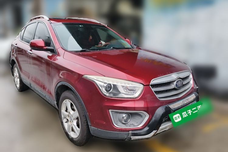 Used Bestune X80 2013 2.0L automatic comfort version Front Right 45 Deg